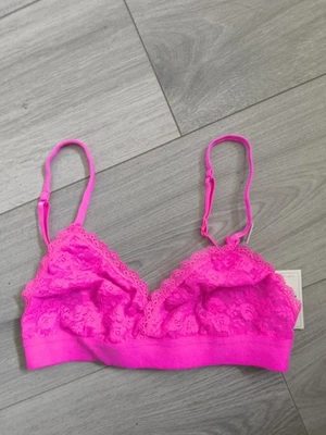 BNWT Vintage New Look Bright Pink Lace Halenka Lace Bralette Size 12 - Image 1 of 4