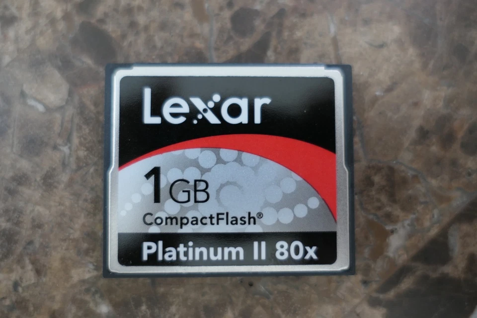 Lexar 1 GB Platinum II 1 GB 80X Compact Flash Card (CF1GB-80-884) 2773 - Image 1 of 1