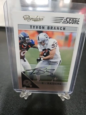2011 Score - Tyvon Branch #216 Signatures (AU) - Image 1 of 2