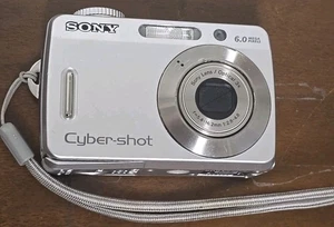 Sony Cybershot DSC-S500 6.0MP Digitalkamera  - Bild 1 von 6