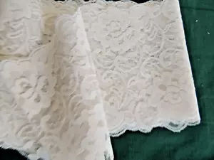 White Vintage Lace Trim 6"x 104" - Picture 1 of 6