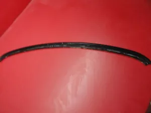 84-96 Corvette Front Windshield OEM Weatherstrip Metal Trims, 5-Pieces, C41438 - Foto 1 di 9