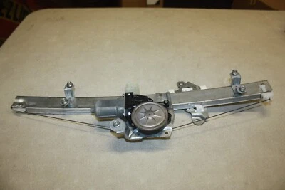 2014-2019 Nissan Rogue Rt (Passenger) Front Window Regulator and Motor - Image 1 of 4