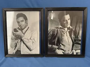 Tuta ELVIS PRESLEY incorniciata 8x10 stampe (2) con fotocamera 35 mm Jailhouse Rock - Foto 1 di 5