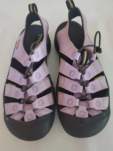 Keen Women's /Jr's Lavender Sandals 5M EUC. - Picture 1 of 8