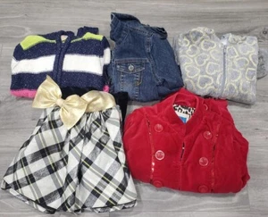 Girls Winter Lot Size 5T Tops  - Picture 1 of 4