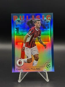 2024-25 Topps UEFA Christian Pulisic bleu marine feuille /275 AC Milan NUMÉROTÉ USMNT - Photo 1/3
