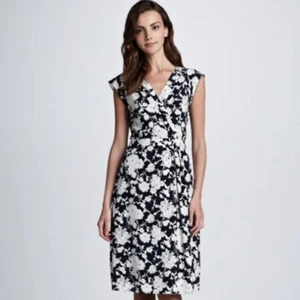 Abito donna Tory Burch Victoria stampa floreale seta lunghezza ginocchio taglia 8 scollo a V - Foto 1 di 9