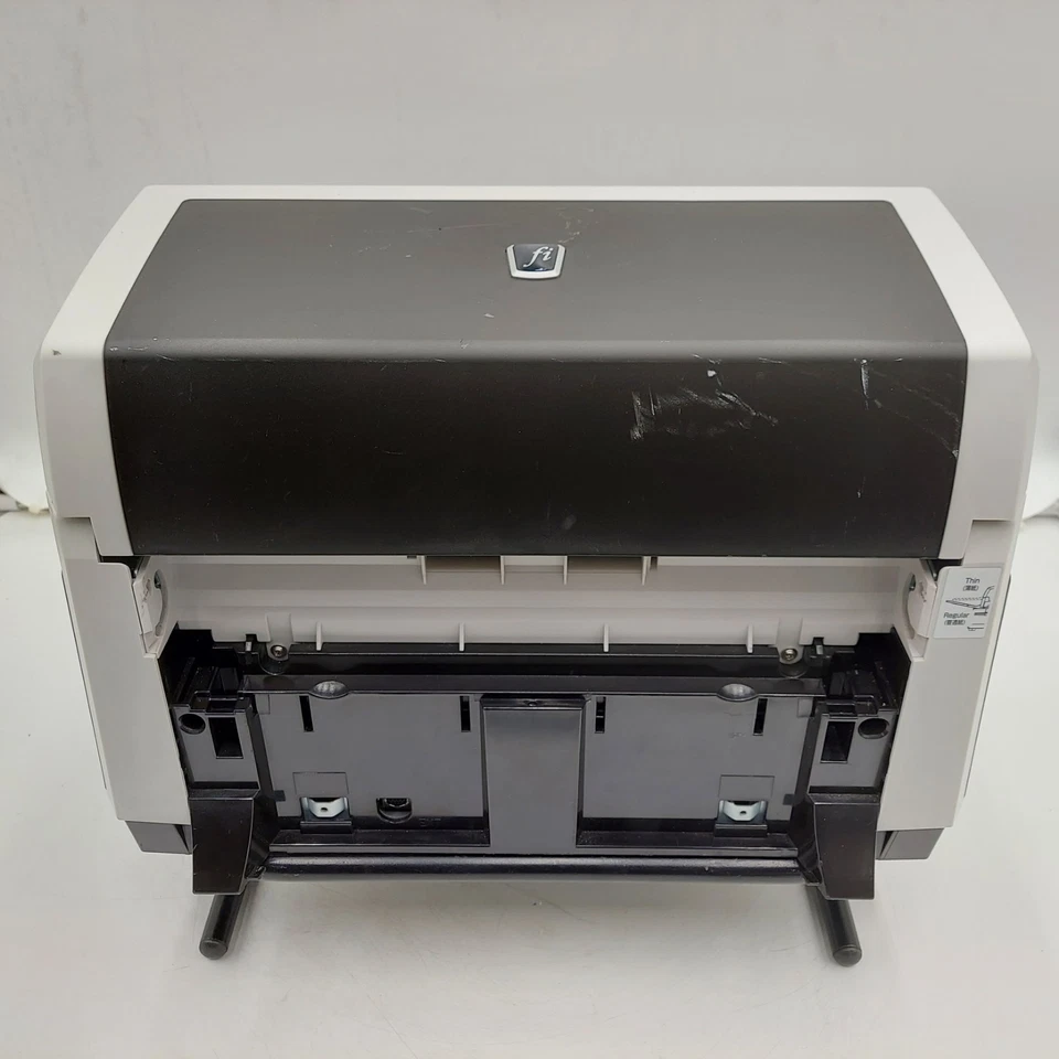 Fujitsu fi-6670 PA03576-B665 Color Professional Scanner USB - Image 1 of 4