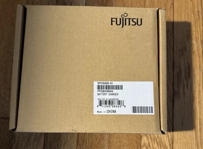 Cargador de batería original Fujitsu con adaptador de CA FPCBC26AQ NUEVO en caja CP378356-01 Foto 1 de 4