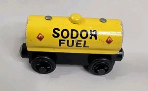 Thomas & Friends Tren Ferroviario Madera Tanque Motor Sodor Fuel Cisterna Coche - Imagen 1 de 6