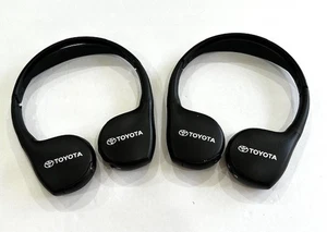 JUEGO DE 2 AURICULARES INALÁMBRICOS OEM TOYOTA MULTI VEHÍCULO (LEER) - Imagen 1 de 14