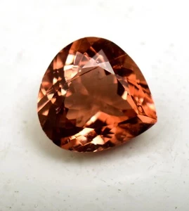 Lab Created Color Change Zultanite 8.25 HEART Cut Loose Gemstone For Ring - Picture 1 of 5