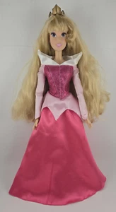 Muñeca Cantora Princesa Aurora Princesa La Bella Durmiente Disney Store 16" - Imagen 1 de 17