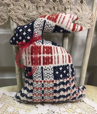 Antiguo Cobertor Tejido ~ Rojo-Índigo-Crema ~ Americana ~ Bunny Tuck ~ AAFA Foto 1 de 4