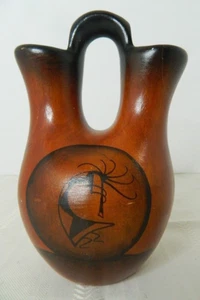 Vaso da sposa Navajo Kokopelli firmato 7,5" alto made in Mexico - Foto 1 di 14