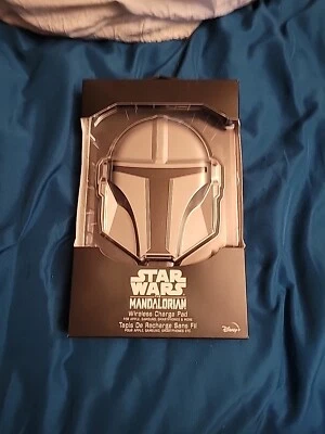Almohadilla de carga inalámbrica iluminada Star Wars The Mandalorian nueva Foto 1 de 3