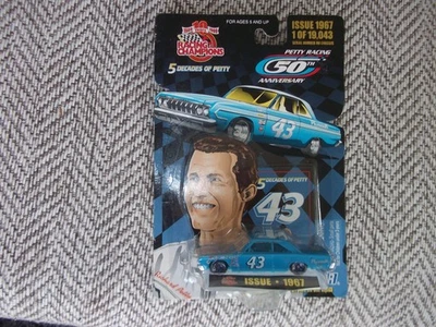 RACING CHAMPIONS RICHARD PETTY  5 DECADES OF PETTY 1967 PLYMOUTH BELVEDERE 1/64 - Image 1 of 4