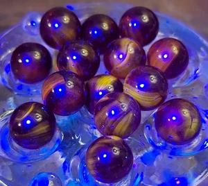 MINI Größe - Cadmiumrote Murmeln UV Reaktiv Rubin Kirsche Transluzent Posten 15 Ghost - Bild 1 von 7