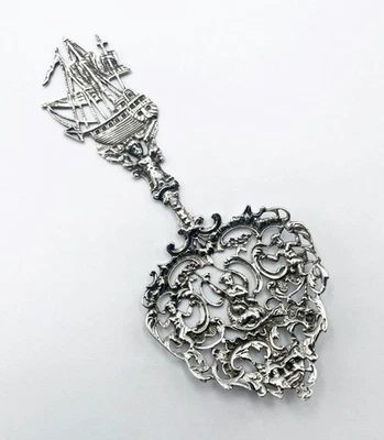 DUTCH SILVER NEF SIFTER SPOON LONDON 1900 JAMES DUDLEY - Image 1 of 4