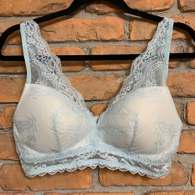 Bralette Gilligan & O'Malley acolchado inalámbrico de encaje azul blanco - talla M Foto 1 de 4