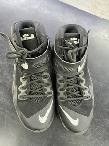 Nike Lebron Soldier VIII Juvenil Negro Zapatos de Baloncesto Talla 7Y Niños - 653645-004 - Imagen 1 de 4