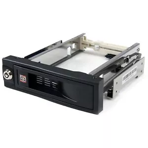 StarTech HSB100SATBK 5.25" Trayless Hot Swap Mobile Rack for 3.5" Hard Drive - Picture 1 of 6