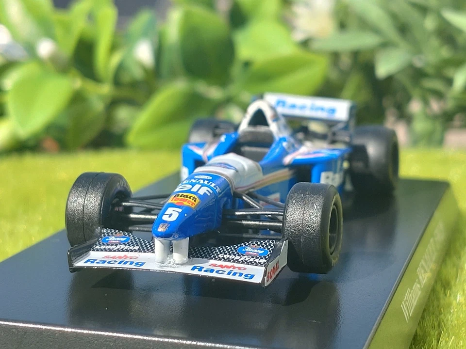 Williams Renault Racing / FW18 / 1996  / No5 D.Hill / 1/64 Diecast / Aoshima - Image 1 of 4