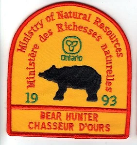 1993 ONTARIO MNR PARCHE CAZADOR DE OSOS-MICHIGAN DNR CIERVOS-ALCE-CRESTA-INSIGNIA-PEZ - Imagen 1 de 1