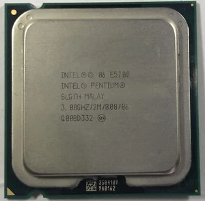 Intel Pentium E5700 Dual Core Desktop CPU Processor- SLGTH - Picture 1 of 1