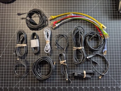 USB C. 3.1, Cat7, Micro USB, Ethernet, Dongles, 3ft, 6ft, HDMI, Adapters - Image 1 of 2