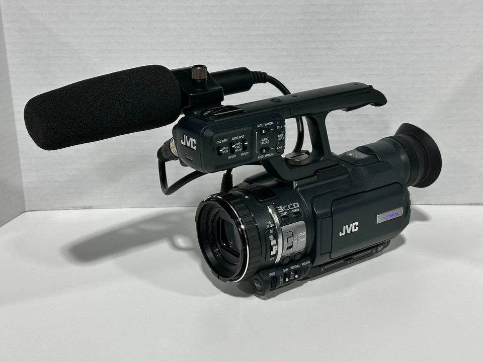 JVC GY-HM150U ProHD Handheld HD Memory Card Camera Recorder No Battery - Image 1 of 4