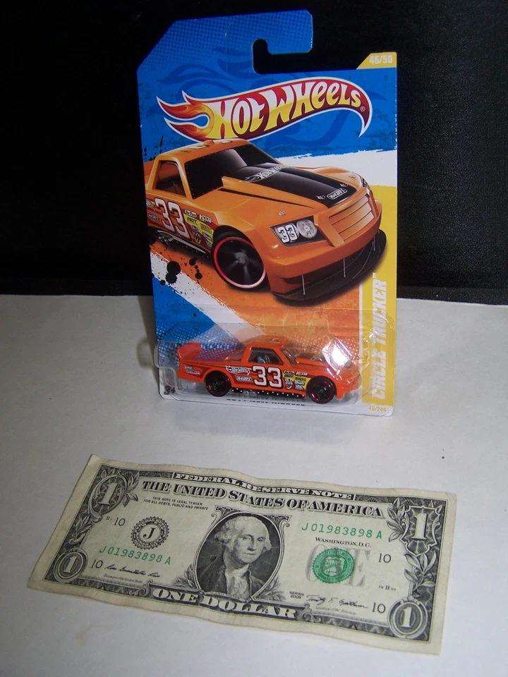 Hot Wheels 2011 Circle Trucker Models 46 of 50 #33 Orange
