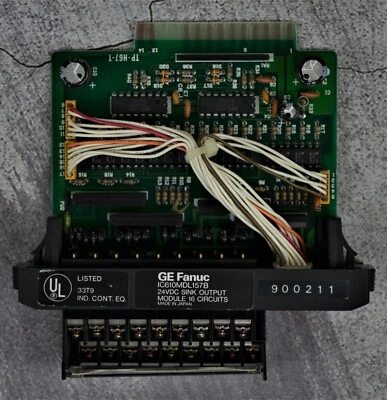 Módulo de salida de fregadero GE Fanuc IC610MDL157B 24VDC 16 circuitos (falta cubierta) Foto 1 de 3