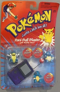 1999 Pokemon Poke Ball Blaster mit Battle Discs Squirtle, Wartortle, Blastoise Neu in Verpackung - Bild 1 von 3