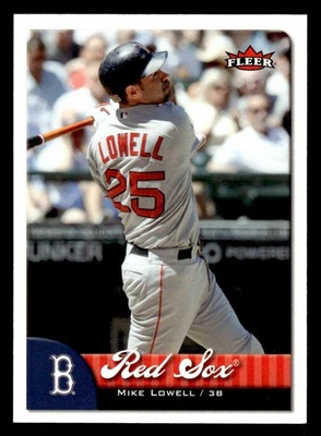 2007 Fleer #286a Mike Lowell thin "B" team logo Card Boston Red Sox - Image 1 of 2
