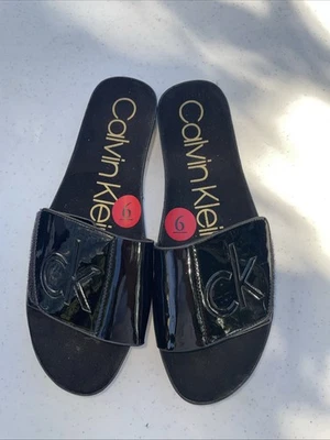 CALVIN KLEIN Flat Slides T-Strap Sandals Black Faux Patent Leather US Size 6 - Image 1 of 4