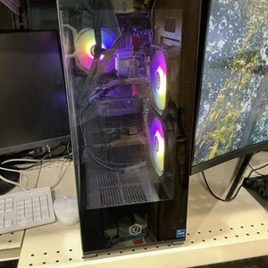 cyberpower gaming pc Mit Msi Monitor - Bild 1 von 5