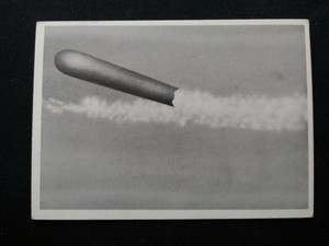 1964 Donruss Voyage to the Bottom of the Sea Card # 35 Death Shot (VG/EX)