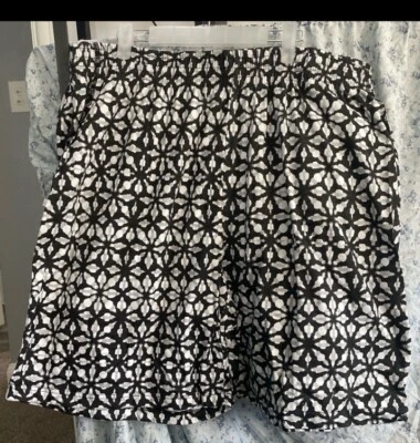 Pantalones cortos Woman Within Foto 1 de 4