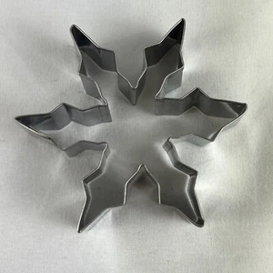 SNOWFLAKE Cookie Cutter 2.5” Metal Christmas - Picture 1 of 5