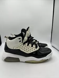 Jordan Maxin Men’s Size 9.5 200 White/Black-Ice CZ9174-100 - Picture 1 of 9