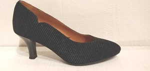 L' AMOUR DES PIEDS WOMEN'S BAMELLE DRESSY COMFY PUMP - Picture 1 of 2