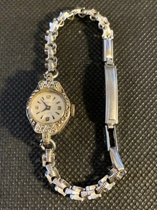Vintage Peerless brand Marcasite Swiss Made 17 Jewell Watch - Picture 1 of 8