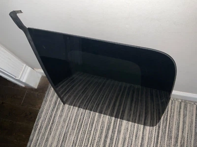 Se adapta a 99-02 Dodge Ram 4 puertas cabina y media conductor puerta trasera izquierda ventana MOPAR USADO Foto 1 de 3