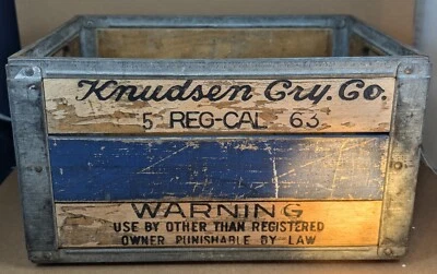 1963 KNUDSEN CRY CO WOOD AND METAL MILK CRATE 5 REG-CAL 63 HEAVY RUSTIC DECOR - Image 1 of 4