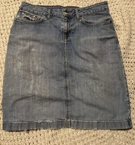LL Bean Favorite Fit Denim Skirt Size 4  Light Wash Grunge Destroyed Knee Length - Picture 1 of 7