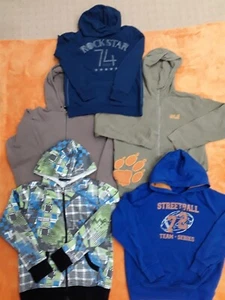 Sweatjacke und Hoodie- Pullover Größe 152 -G- - Bild 1 von 4