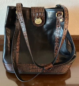 Borsa a tracolla vintage Brahmin in pelle nera con croc goffrato secchiello - Foto 1 di 6