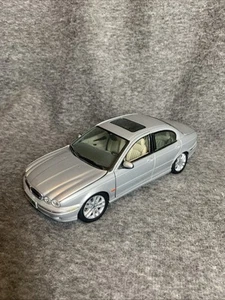 Maisto 1/18 Jaguar Xminicar Modellauto - Bild 1 von 7